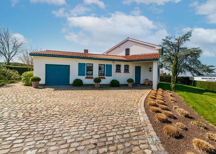 Nice Villa L'Hacienda In Thimister-Clermont With Garden Froidthier photo