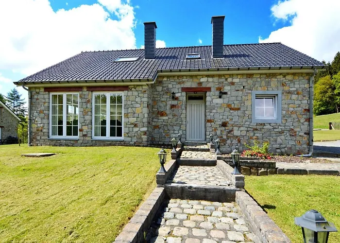 Trou de BraDetached Natural Stone House With Sunny Garden And Terrace, Modern Interior别墅照片