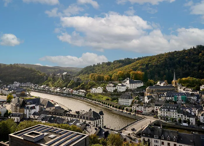 Hotel Panorama - Vue Exceptionnelle Sur La Semois Bouillon photo