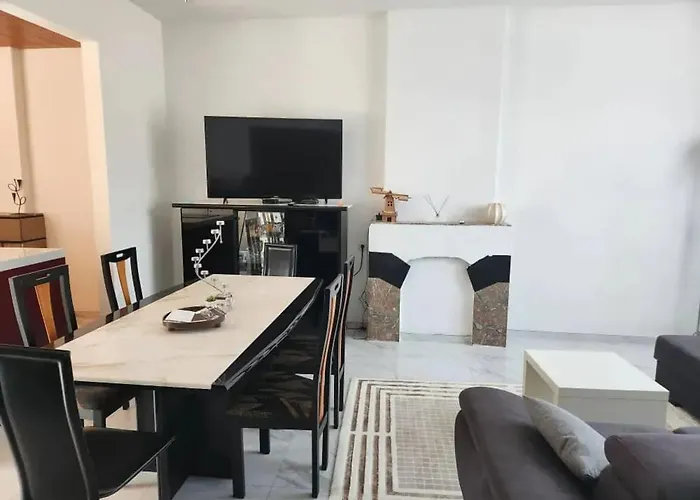 Spacious House In Brunehaut With Lake View Laplaigne Foto