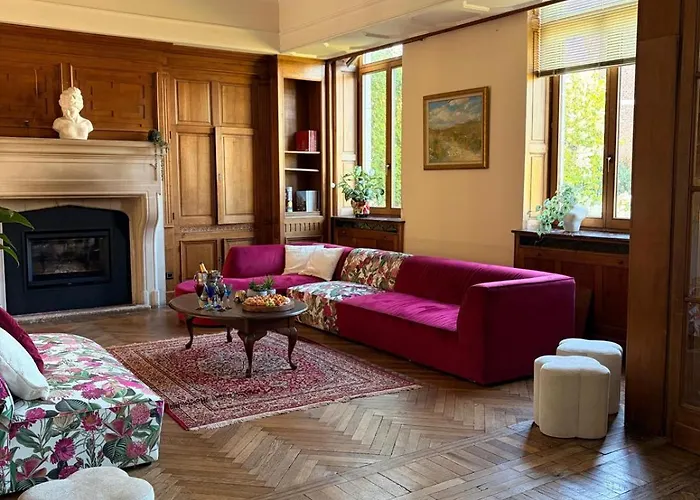 Photo de Le suite de la Valette avec sa salle d'eau Hannut